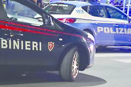 Inseguimento nella notte: recuperate due Range Rover rubate