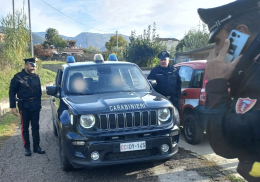 Precipita con l'auto in una scarpata, pensionato ritrovato dopo ore di ricerche