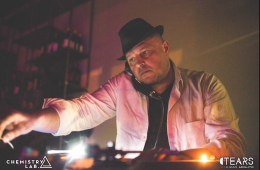 Dj Gianluca. Dalle consolle al primo brano