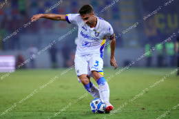 Il Frosinone vince a Cosenza e risale la classifica