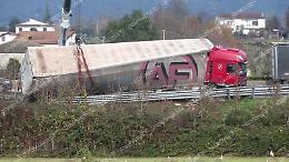 Operaio investito da un camion in A1: è un trentanovenne campano