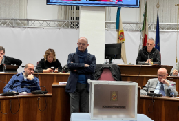 Maggioranza, ora la crisi è politica. Nervi scoperti