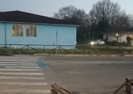 Investito davanti alla scuola: l'anziano è in gravi condizioni