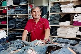 Scompare una figura iconica della città. È morto Mario Jeans