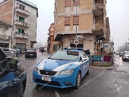 Allarme bomba. Paura in via Mastruccia: arrivano gli artificieri