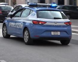 Dai domiciliari al carcere per getto pericoloso di cose e di minaccia a pubblico ufficiale