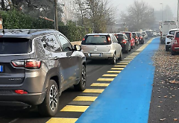 "Stop traffico. Stop smog". Un flash mob per lanciare un appello all'amministrazione