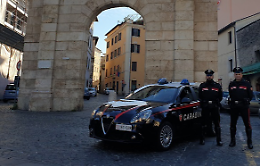 Perseguita la ex e si presenta al lavoro da lei: arrestato