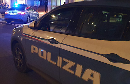Contrasto alla criminalità giovanile: controlli a tappeto della polizia. Sequestrati droga e un coltello
