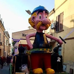Tutto pronto per il Carnevale storico di Frosinone. Ecco il percorso dei carri 