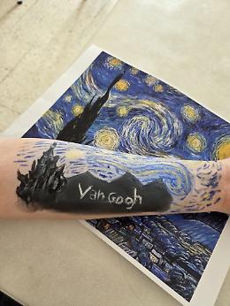 Acconciature, make up e nail art ispirati ai quadri e al cinema