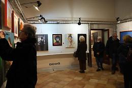 Una collettiva d'arte per celebrare la donna