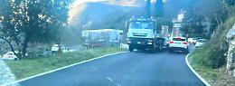 Tir sulla provinciale 259 nonostante i divieti. Preoccupazione per la sicurezza