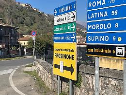 Lavori per l'abbattimento del ponte. Da mezzanotte la chiusura della Casilina: i percorsi alternativi