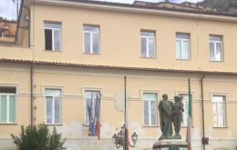 Dipendente comunale indagato per adescamento di minore