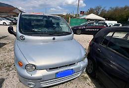 Ritrovata un'auto rubata: i carabinieri la restituiscono alla proprietaria