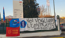Metalmeccanici: «Contratto, noi non molliamo»