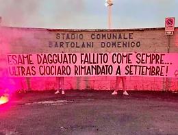 Cisterna, striscioni contro gli ultras del Frosinone: «Agguato non riuscito»