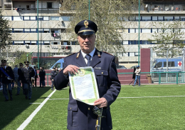 Rapinatore arrestato in  flagranza. Encomio per l’ispettore Andrea Petrucci
