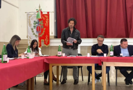 Il Comune revoca la cittadinanza onoraria a Benito Mussolini