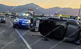 Scontro fra una microcar e un’auto. Sul posto il 118 per soccorrere i feriti