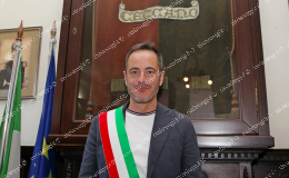 Andrea Querqui prepara il primo discorso da sindaco. Le reazioni degli sconfitti