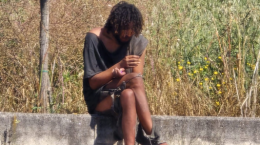 Clochard lungo la Casilina, l’sos del sindaco