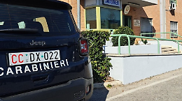 Diffonde foto e video hot: trentunenne finisce in carcere