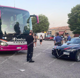 Guasto al bus. La gita scolastica diventa un incubo 