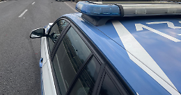 Maxi sequestro di droga in A1. Viaggiava con dieci chili di cocaina nel vano della ruota di scorta: arrestato un trentenne