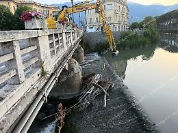 Pulizia in corso nel fiume Liri