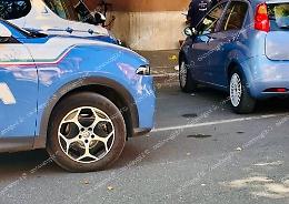 Violenta lite nella notte tra giovani egiziani. Sangue in strada 