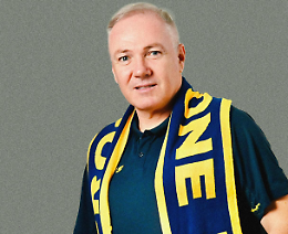 Ufficializzati ds e allenatore. Ora testa al mercato
