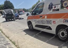 Scontro tra un'auto e una moto: un uomo elitrasportato in ospedale