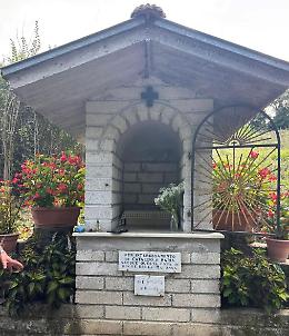 Svuotata la chiesetta della Mulella: sparito il quadro della Madonna del Carmine 