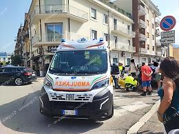 Investe un pedone con la propria auto: soccorsi sul posto 