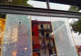Attentato al Caffè Minotti, indagini a 360°