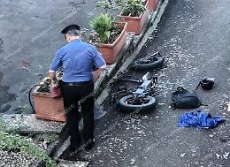 Volo mortale con la bici. Si attende l’autopsia