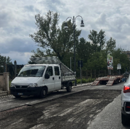 «No alle atmosfere da circo»