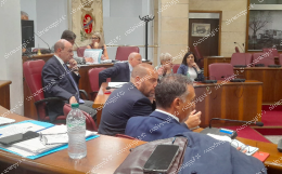 Niente Consiglio a settembre. Più tempo per una... tregua