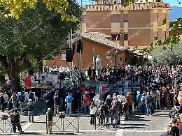 Funerali di Lorenzo Nucheli, in centinaia per l'addio all'allievo pilota