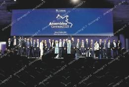 Politiche industriali e sviluppo. Questione di... governance