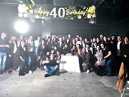 Grande festa a Casale Sciarra per i neo quarantenni della città 