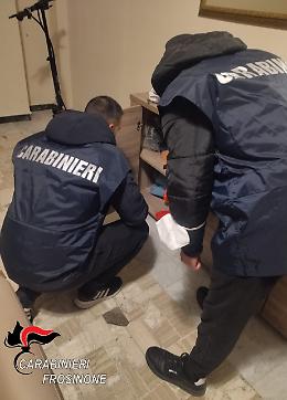 Avevano un'impresa dello spaccio: eseguite dai carabinieri 3 misure cautelari 