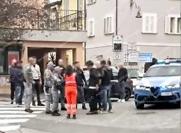 Rissa tra extracomunitari: un accoltellato e due arresti