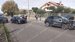 Tamponamento a catena in via per Frosinone: cinque persone al pronto soccorso
