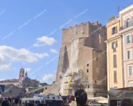 Crollo Torre dei Conti, è morto Octay Stroici, l'operaio rimasto sotto le macerie