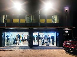 Furto alla boutique Dell’Olio: la fuga dei ladri dura poco