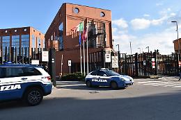 Alla guida con una patente falsa: denunciato un cittadino albanese