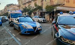 Entrano in un bar e aggrediscono i dipendenti. Poi si danno alla fuga: attimi di tensione in viale Dante 